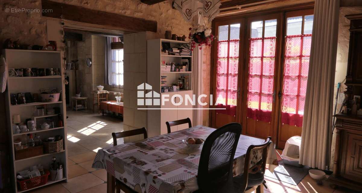 Maison à SAINT-EPAIN