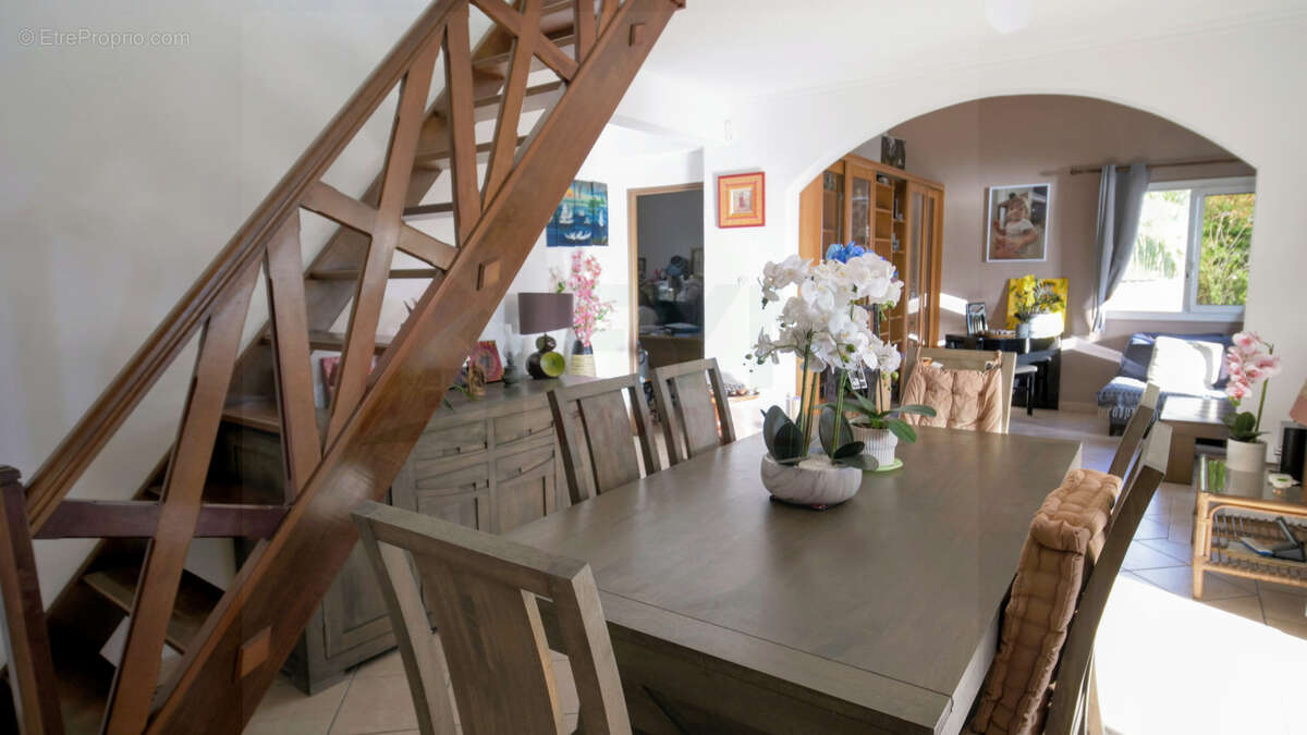 À VENDRE   Villa F5 avec piscine   La Possession - photo 8