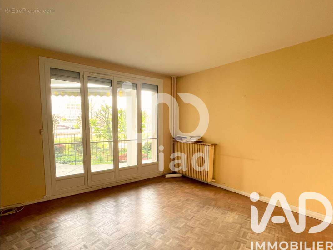 Photo 5 - Appartement à CHOISY-LE-ROI