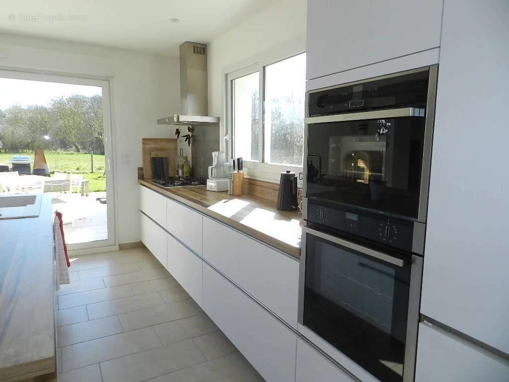 Maison à SAINT-PIERRE-SUR-DIVES