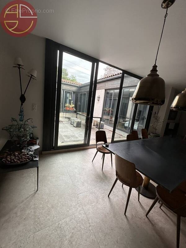 Commerce à TOULOUSE