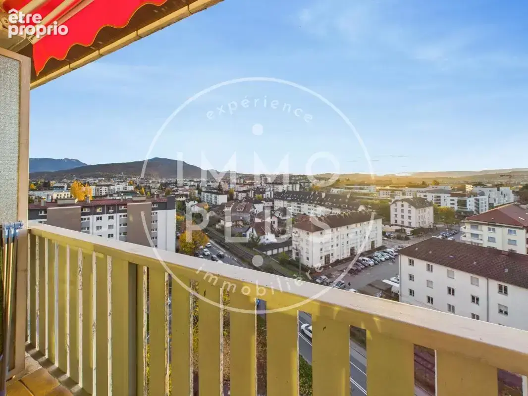 Vente - Appartement - 4 pièces + cuisine - 76 m² - 285 000 € - - photo 4