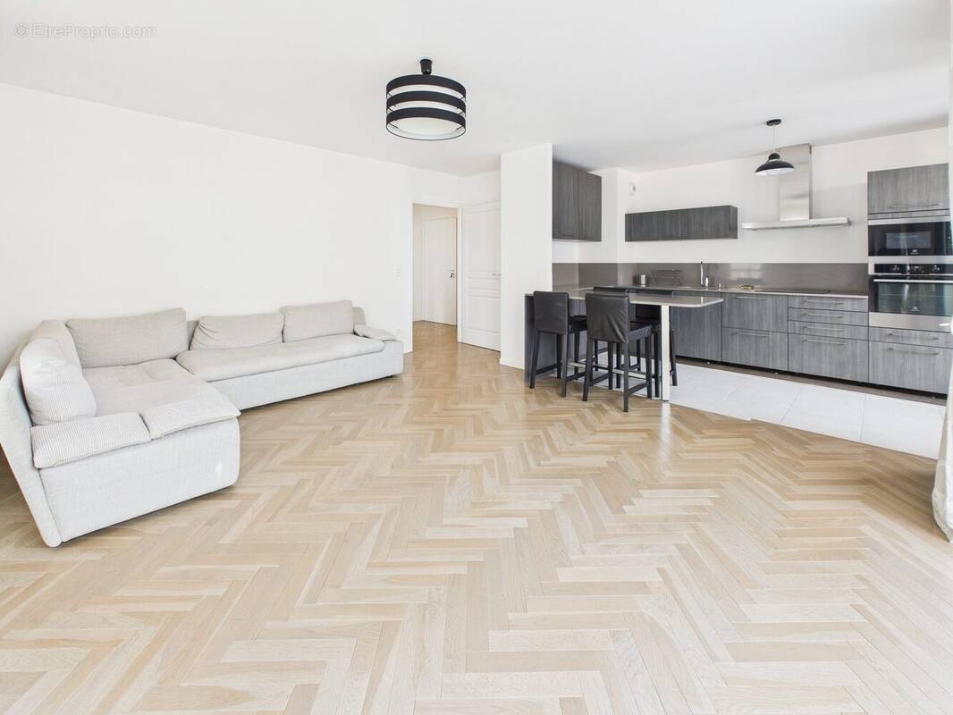 Appartement à PARIS-11E