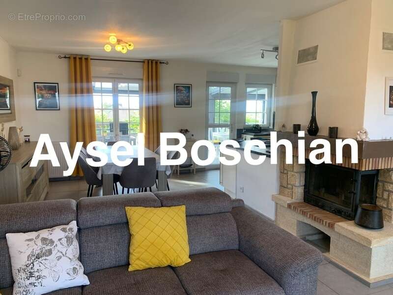 Maison à LEXY