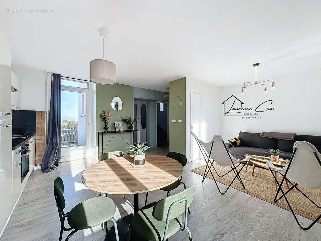 Appartement à PLOUGUERNEAU