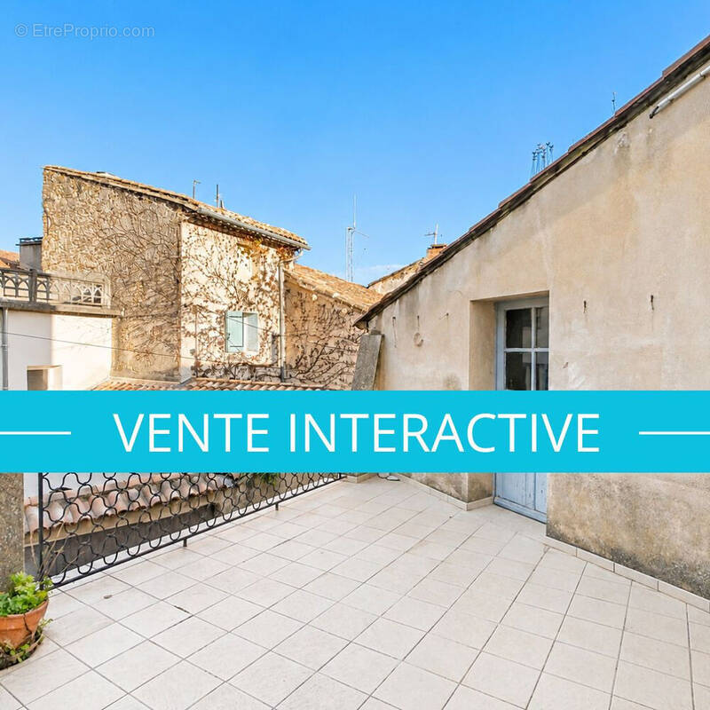 Immeuble en centre ville d'Aubignan - photo 1