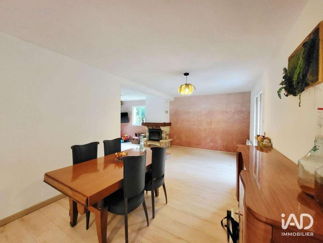 Photo 4 - Maison à SACLAS