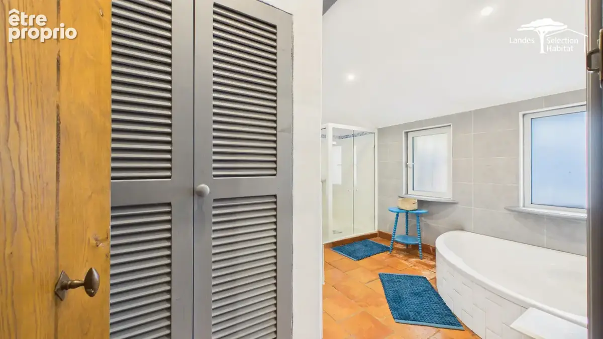 Ensemble immobilier d'exception de 380 m² hab. , piscine, dépendances et revenus locatifs - photo 16