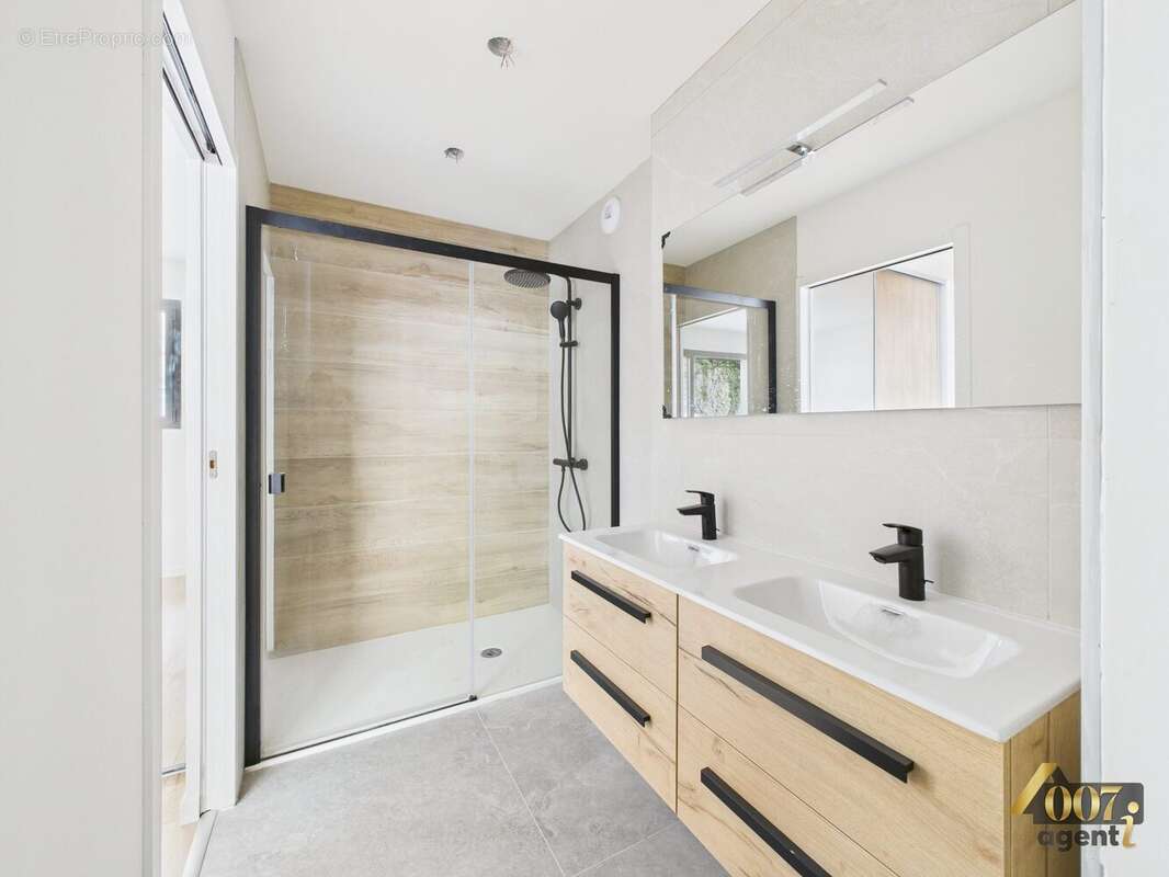 Appartement à MONTMELIAN