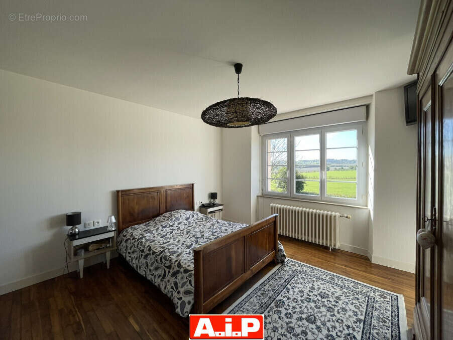 Maison à SAINT-MESMIN