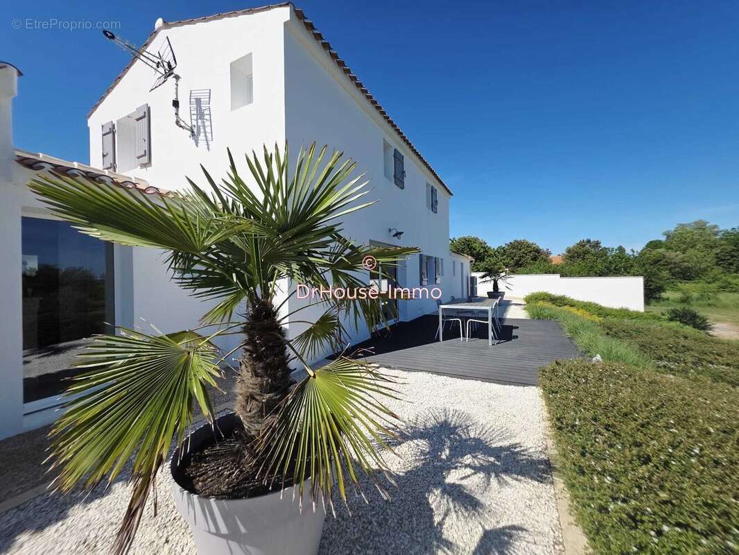 Maison à PUYRAVAULT