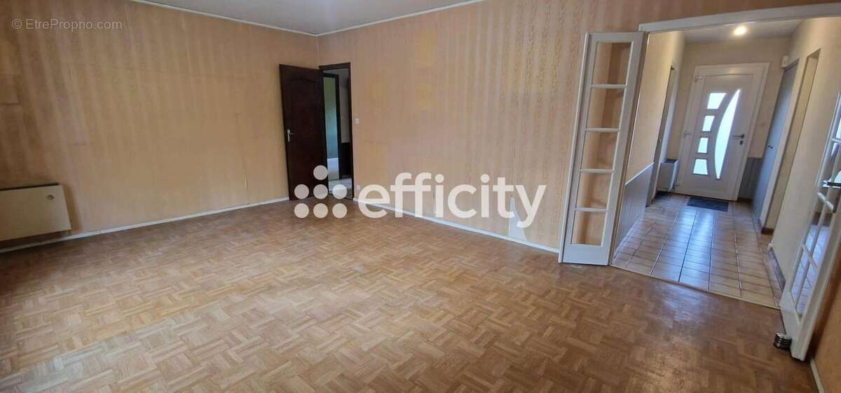 Maison à L'ISLE-D'ESPAGNAC