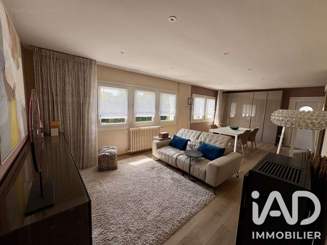 Maison 112 m² à Saint-Cyr-Sur-Loire  - photo 7