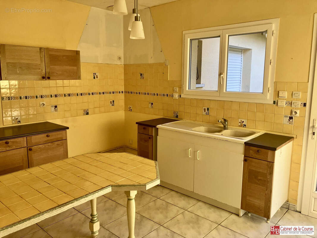 Maison à SAINT-ANDRE-DE-CUBZAC