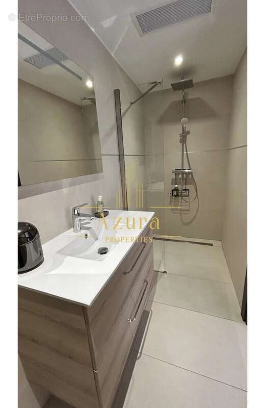 Appartement à SAINT-RAPHAEL