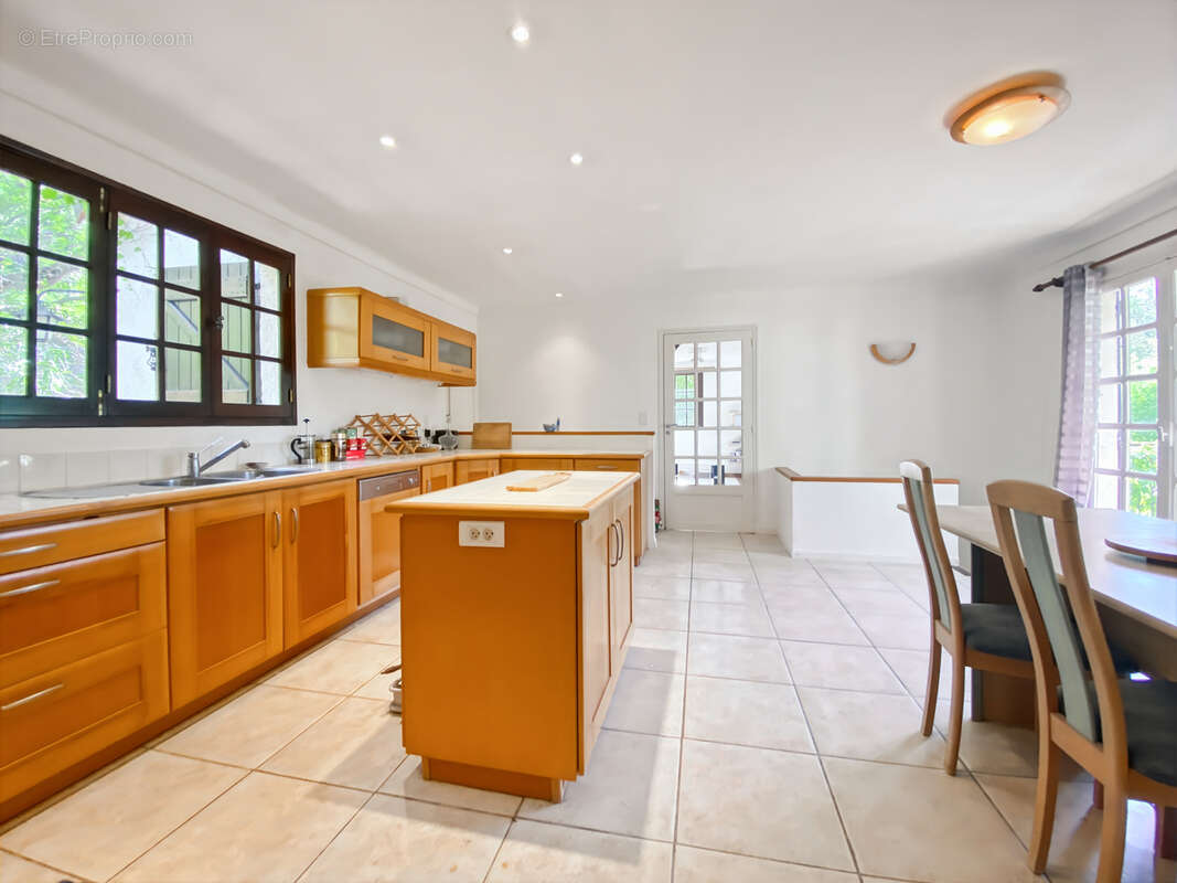 Maison à SAINT-PAUL-EN-FORET