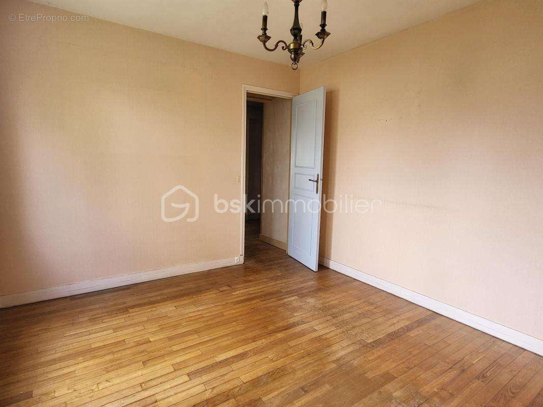 Appartement à LE RAINCY