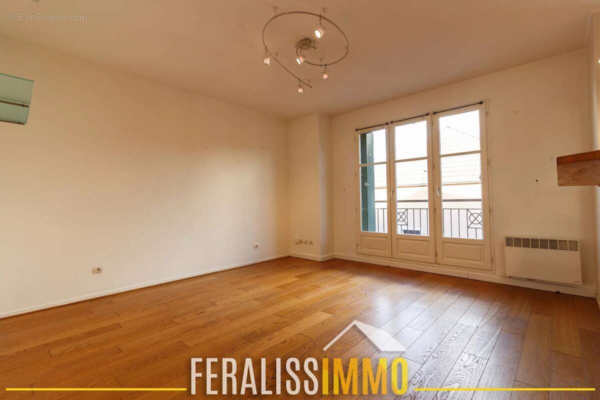 Appartement à CARRIERES-SOUS-POISSY