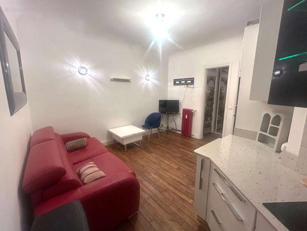 Appartement à PARIS-18E
