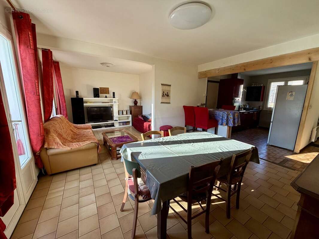 Maison à CAZILHAC