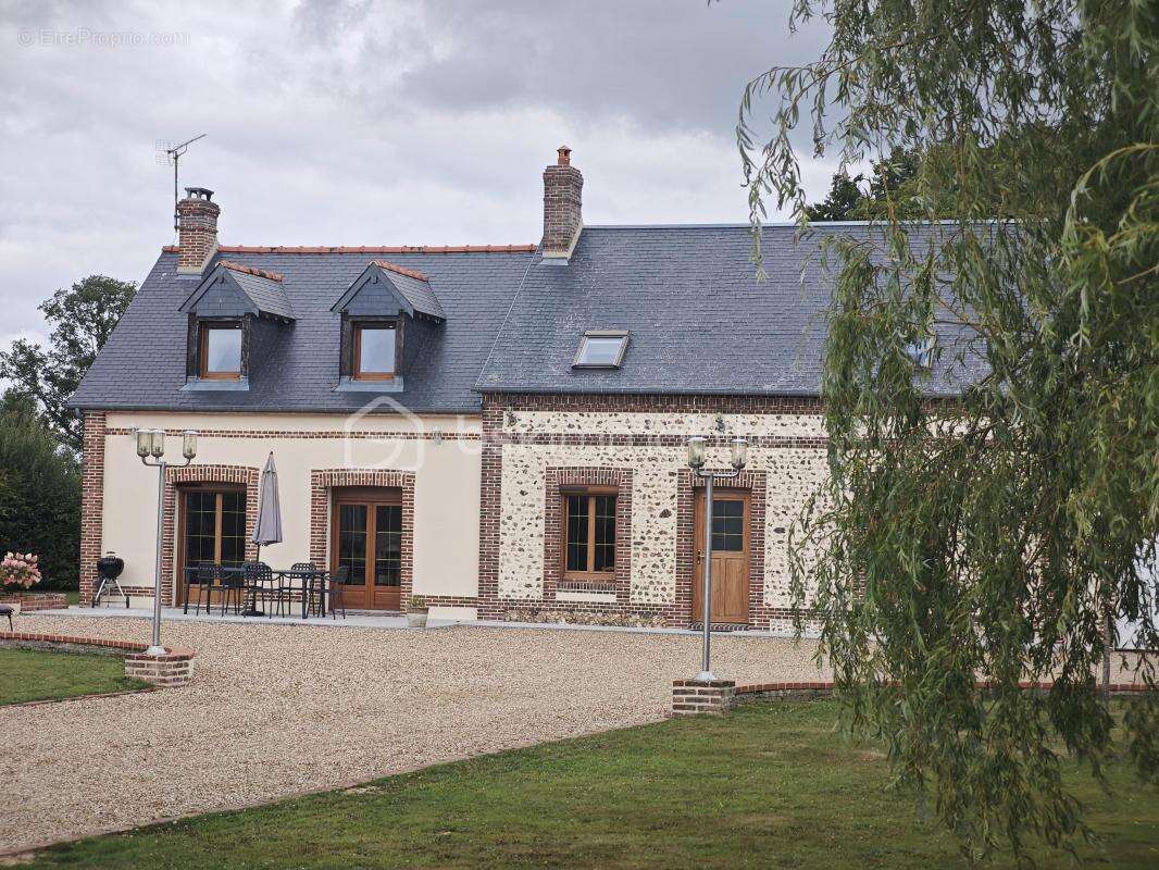 Maison à L&#039;AIGLE