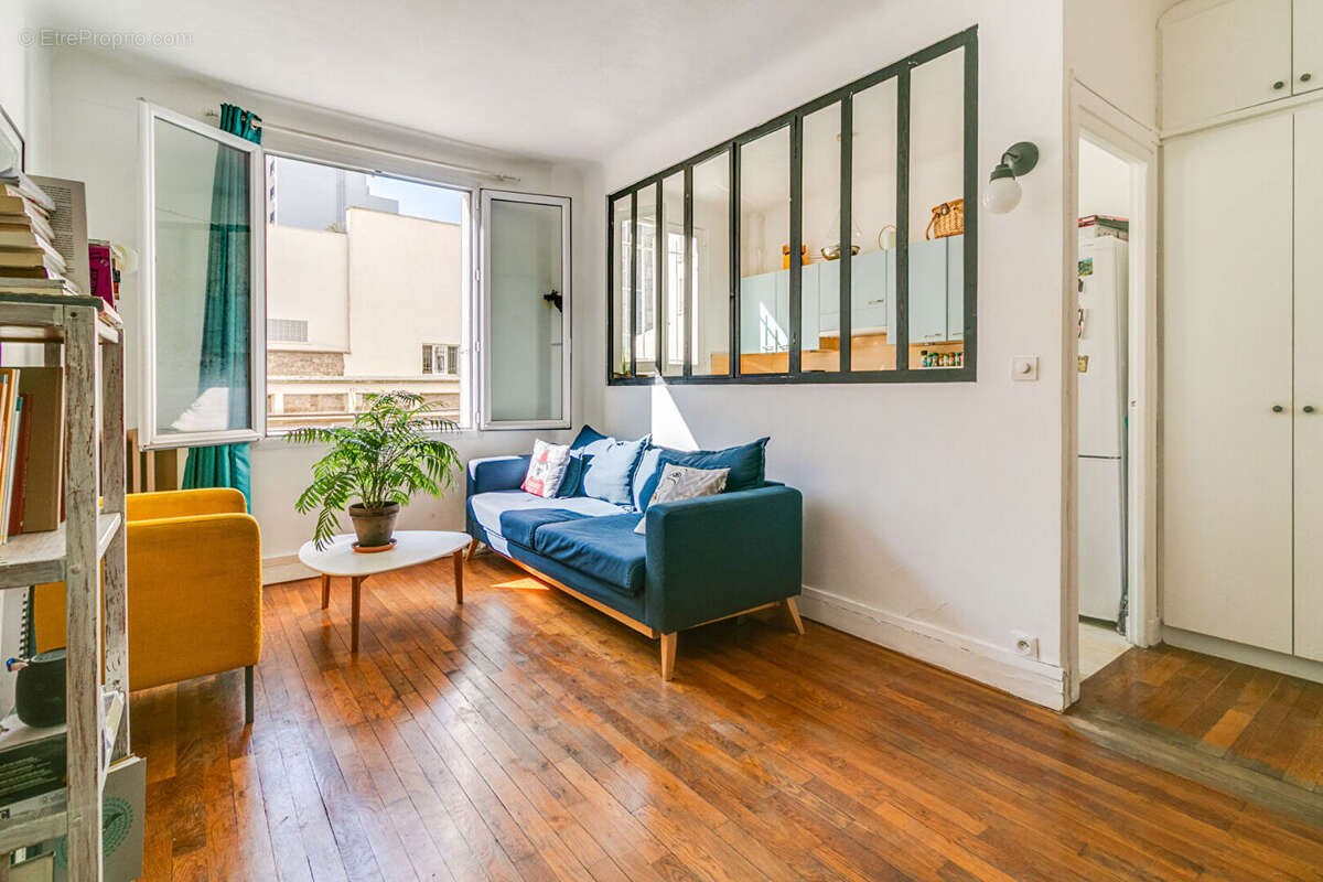 Appartement à PARIS-20E