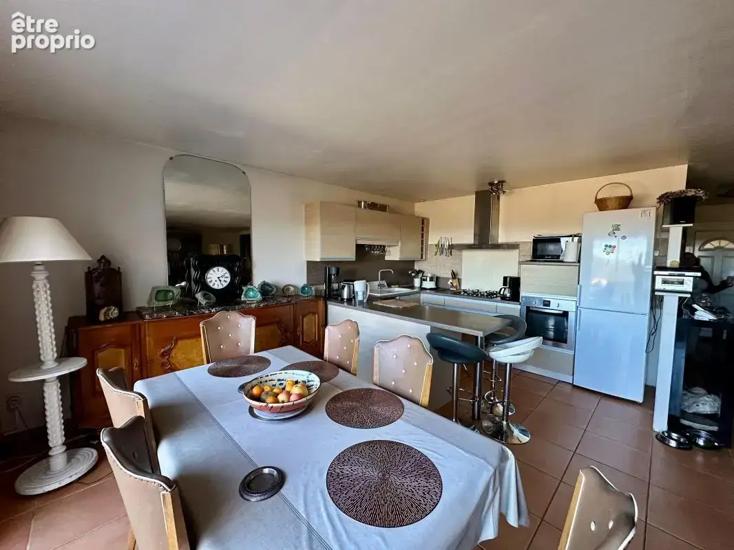 Propriété de caractère avec vue exceptionnelle – 230 m² habitables et plus de 500 m² de surfaces bâties - photo 6