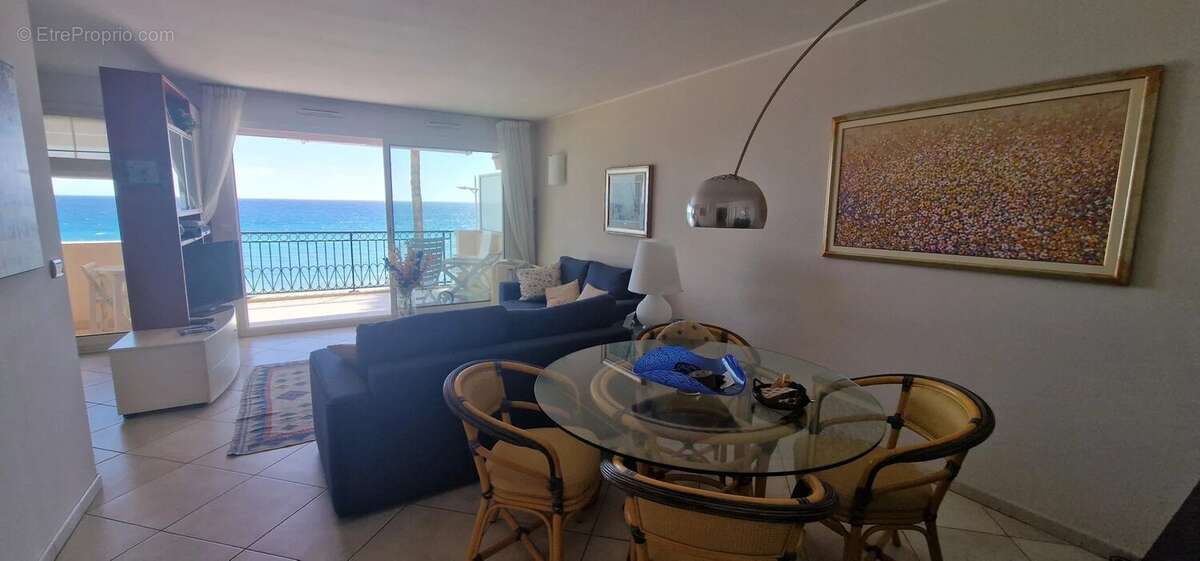 Appartement à MENTON