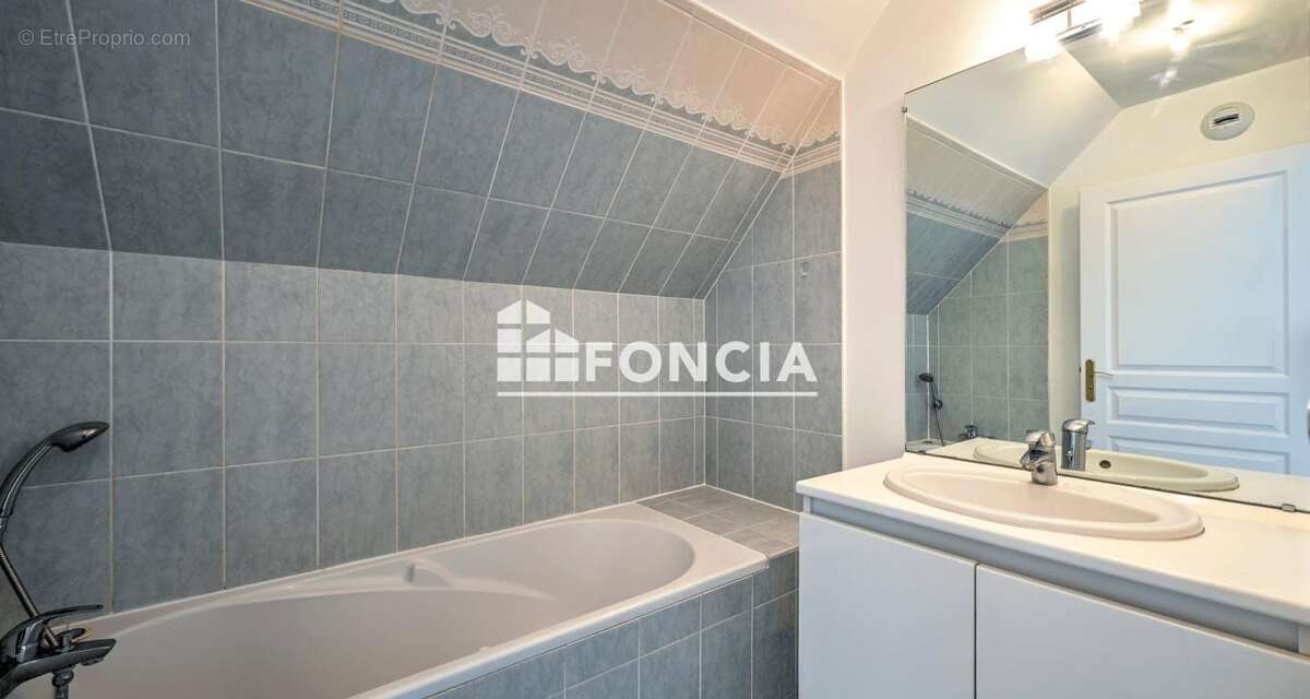 Appartement à PONTOISE