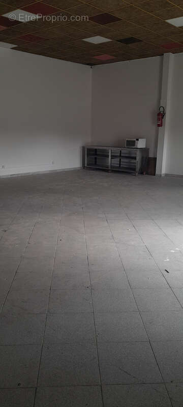 Autre à PORT-SAINT-LOUIS-DU-RHONE