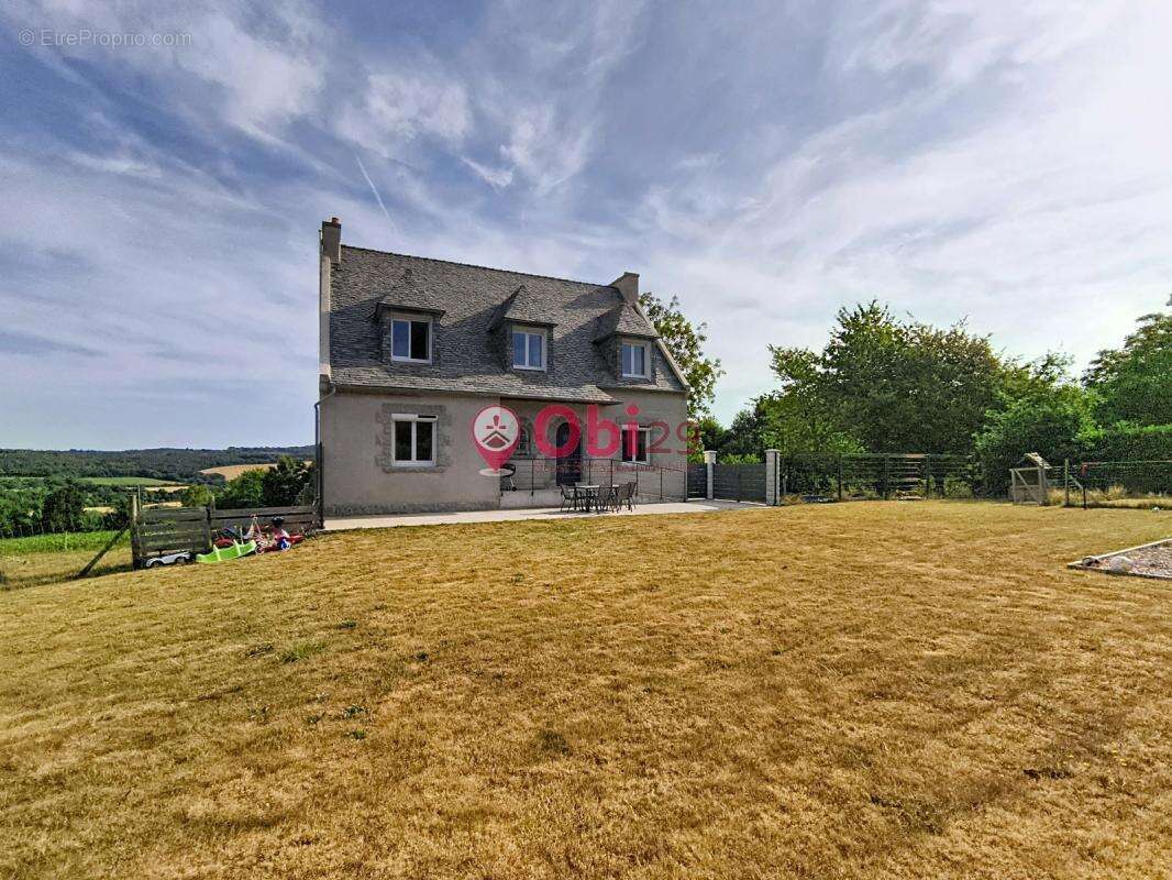 Une belle familiale rénovée avec goût, prête à vous accueillir ! - photo 18
