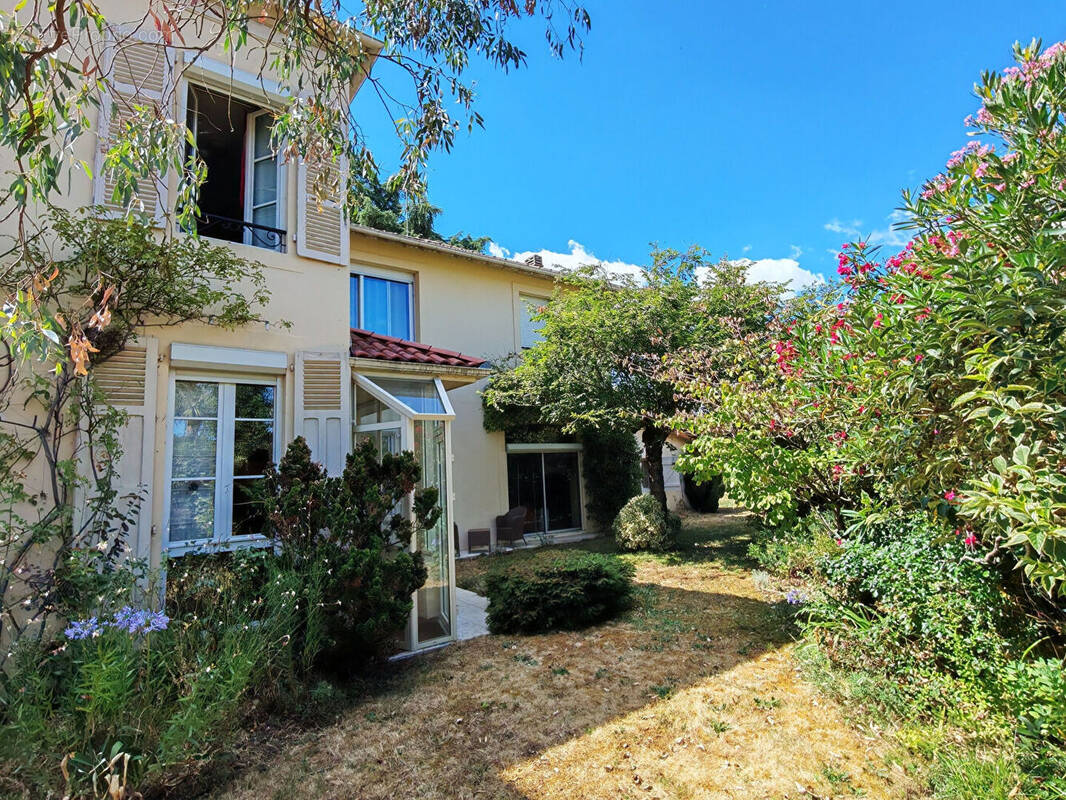 Maison à BIZANOS