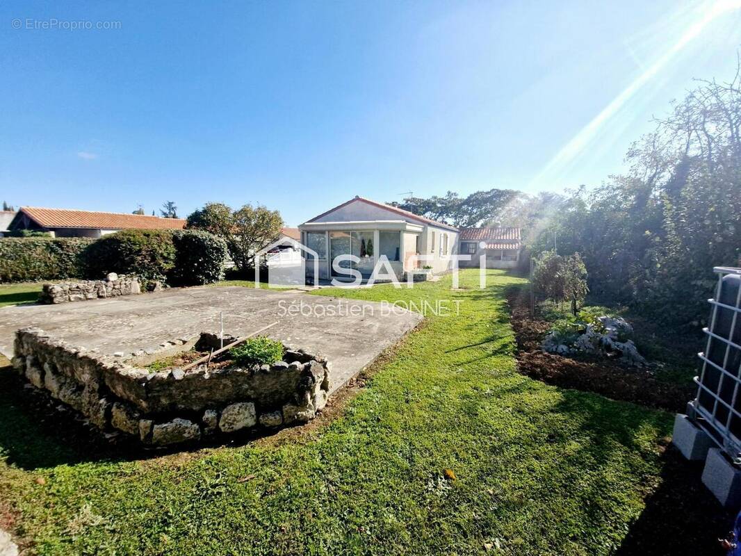 Photo 1 - Maison à AUZAY