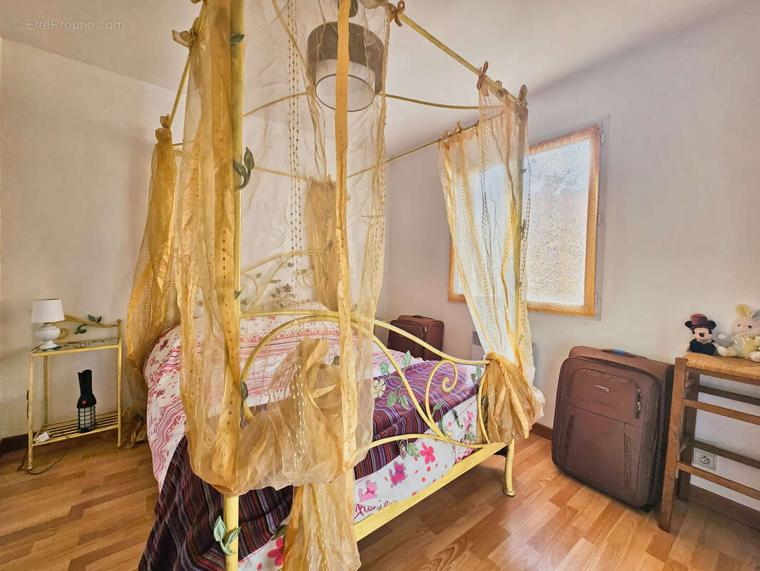 Maison à BONNAC-LA-COTE