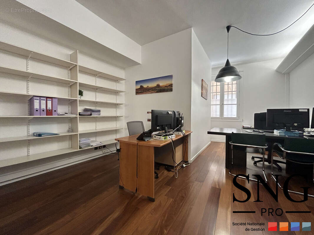 Commerce à AIX-EN-PROVENCE