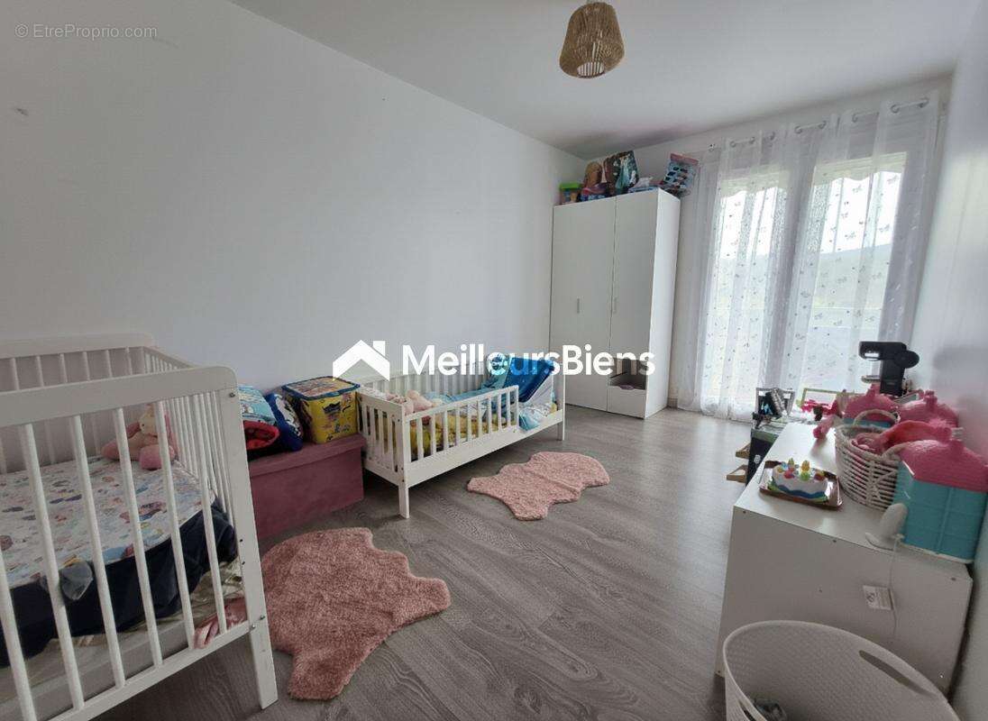 Appartement à SEPTEMES-LES-VALLONS