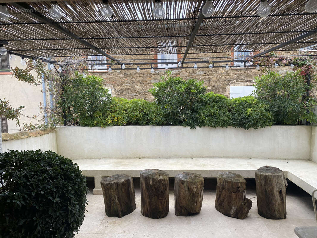 Maison à LA GARDE-FREINET