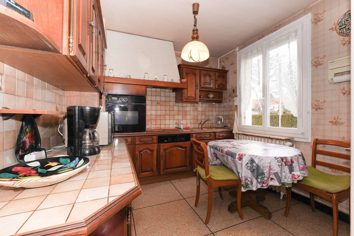 Maison à PONT-DU-CHATEAU