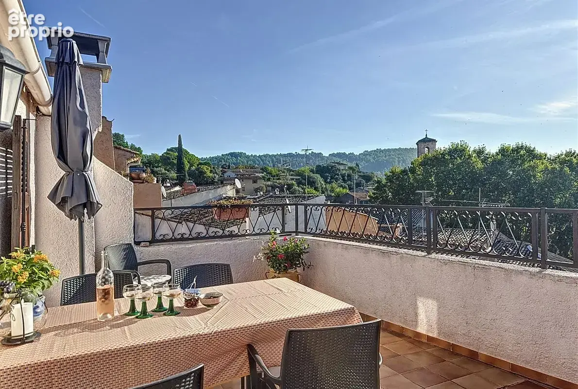 Maison de village de 175m2 avec terrasse. - photo 3
