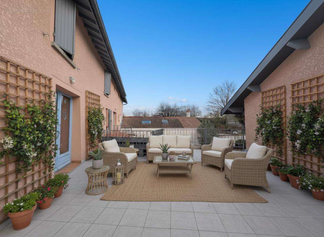 Appartement à SAINT-GERMAIN-AU-MONT-D&#039;OR