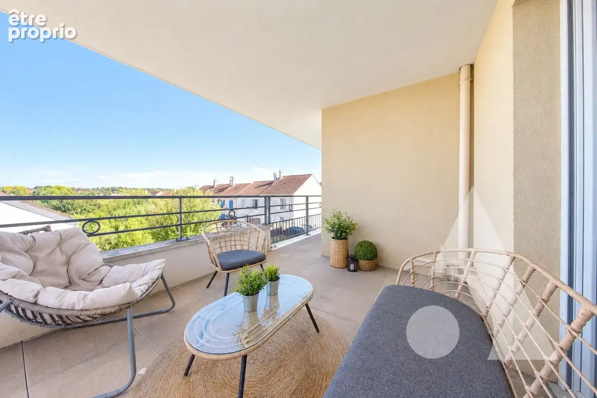 Appartement à VIGNEUX-SUR-SEINE