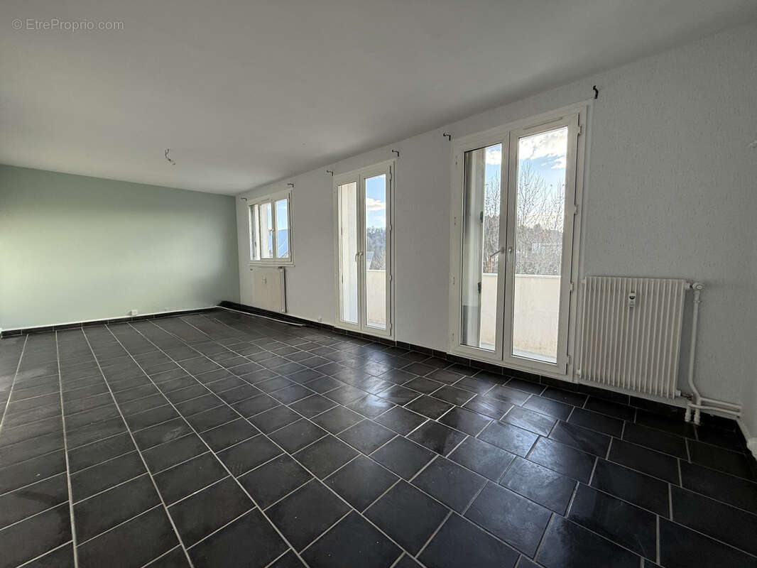 Appartement à CUSSET