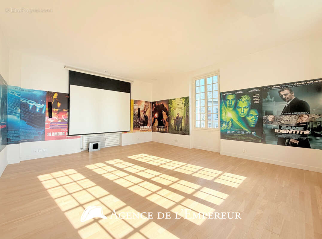 Demeure dans le Parc de la Malmaison, parcelle de 3 000 m2 - photo 12