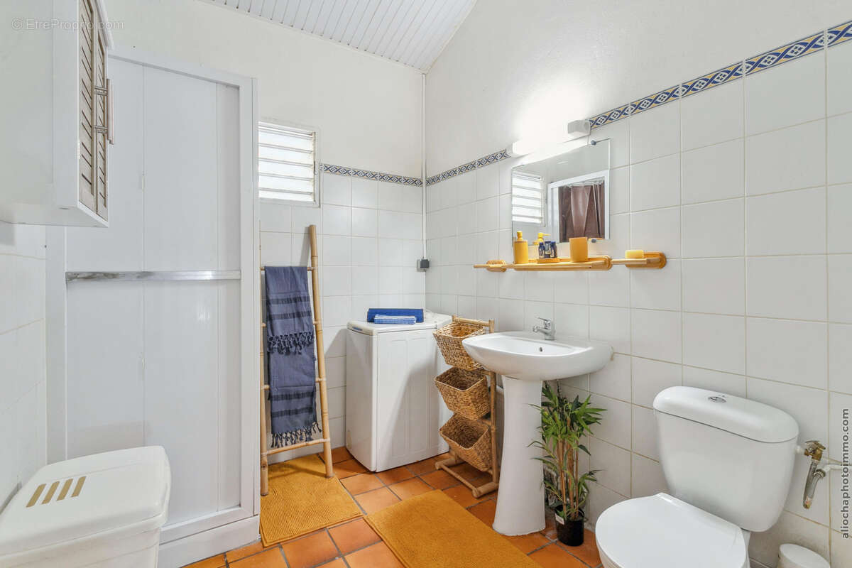 Appartement à LES TROIS-ILETS