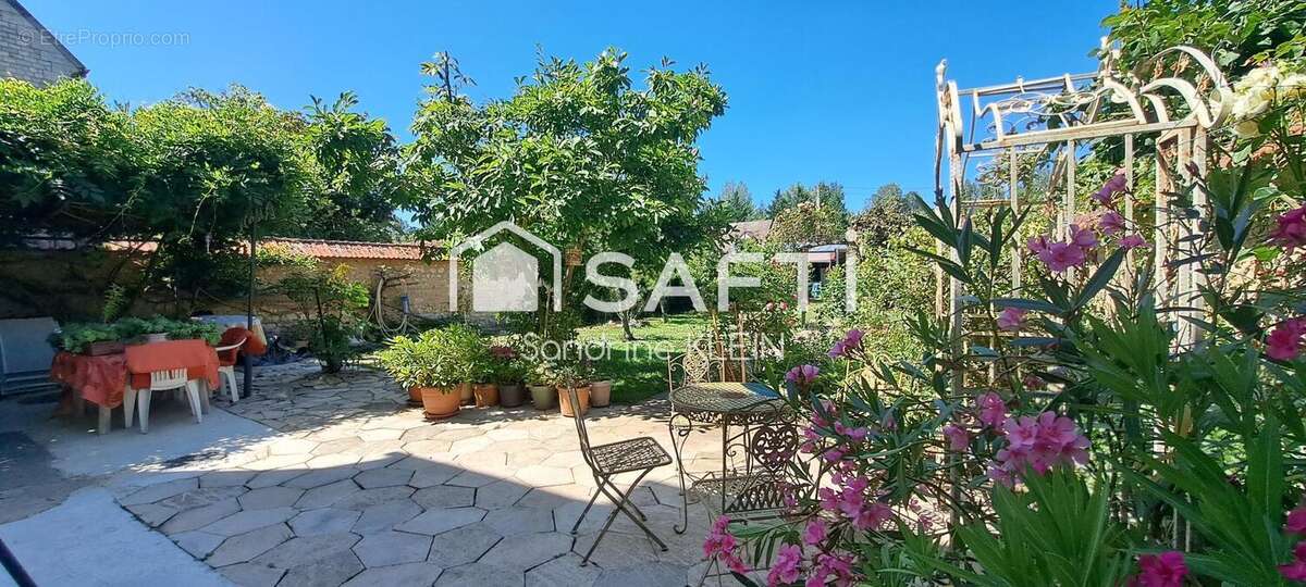 Photo 4 - Maison à SAINT-PIERRE-LES-NEMOURS