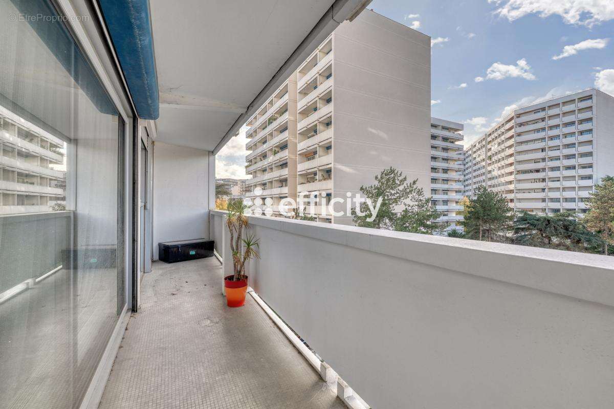 Appartement à PARIS-12E