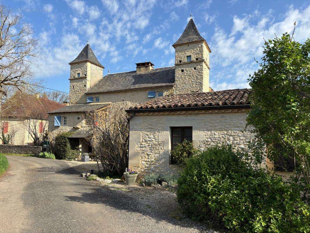 Maison à LEOBARD