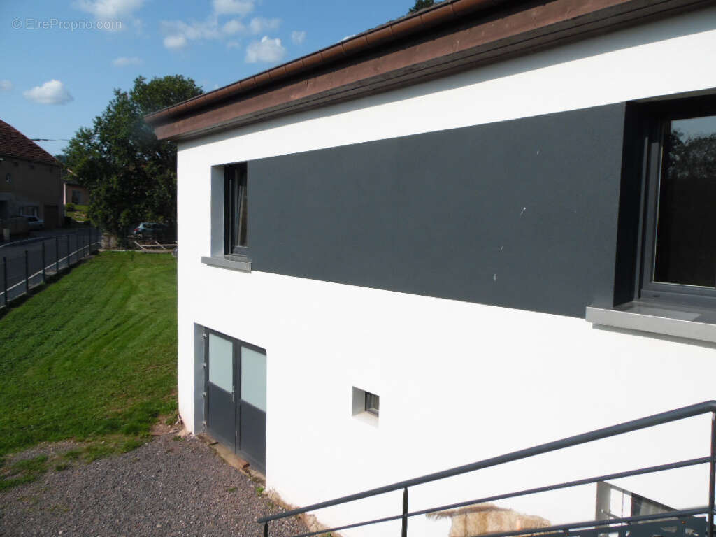 Maison à VIEUX-MOULIN