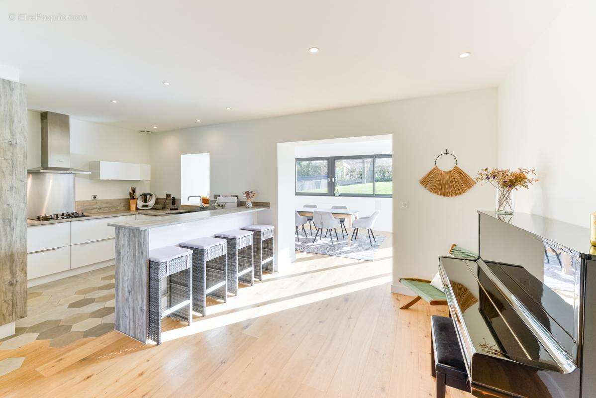 Maison à SAINT-MARS-DU-DESERT