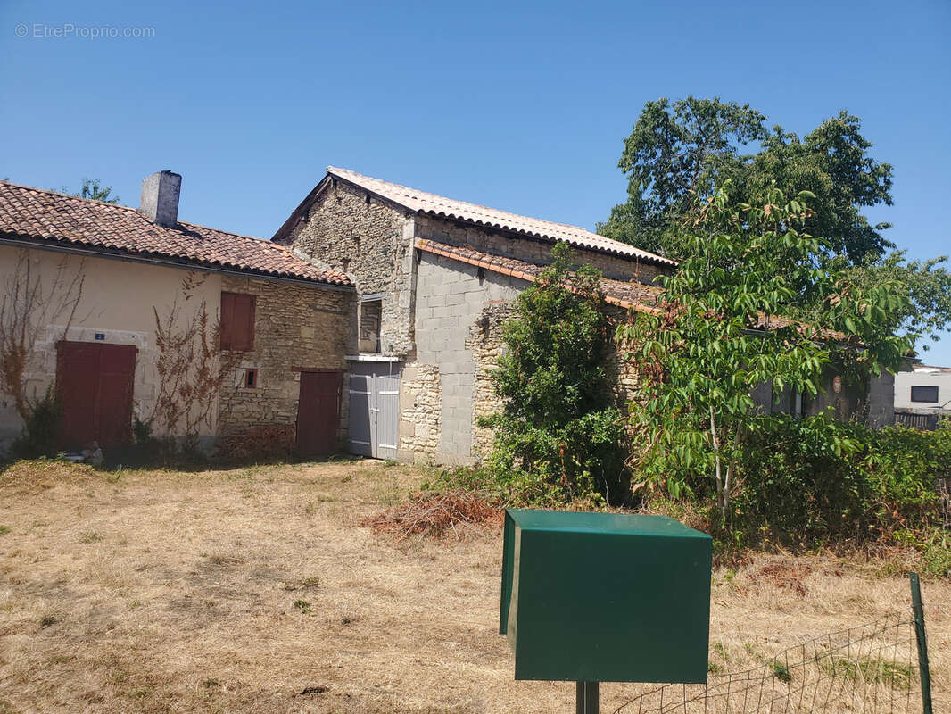 Maison de village - photo 10